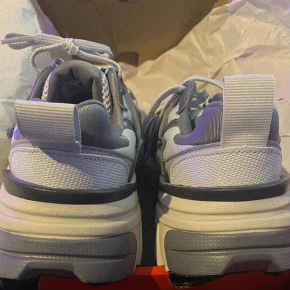 Nike V2K Run - Picture 6 of 8